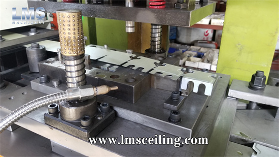 keel hanger making machine