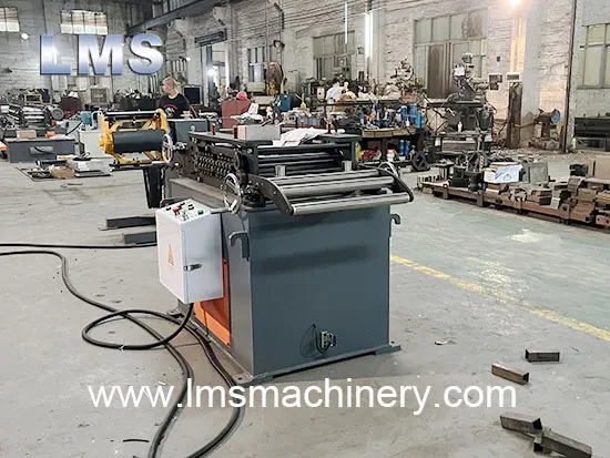 Linear strip ceiling roll forming machine