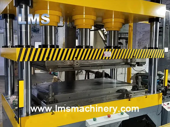 Hydraulic Press Forming Machine for Metal Ceiling Tile (1)
