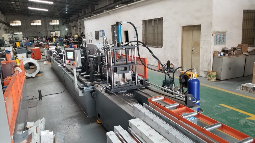 lms baffle ceiling roll forming machine